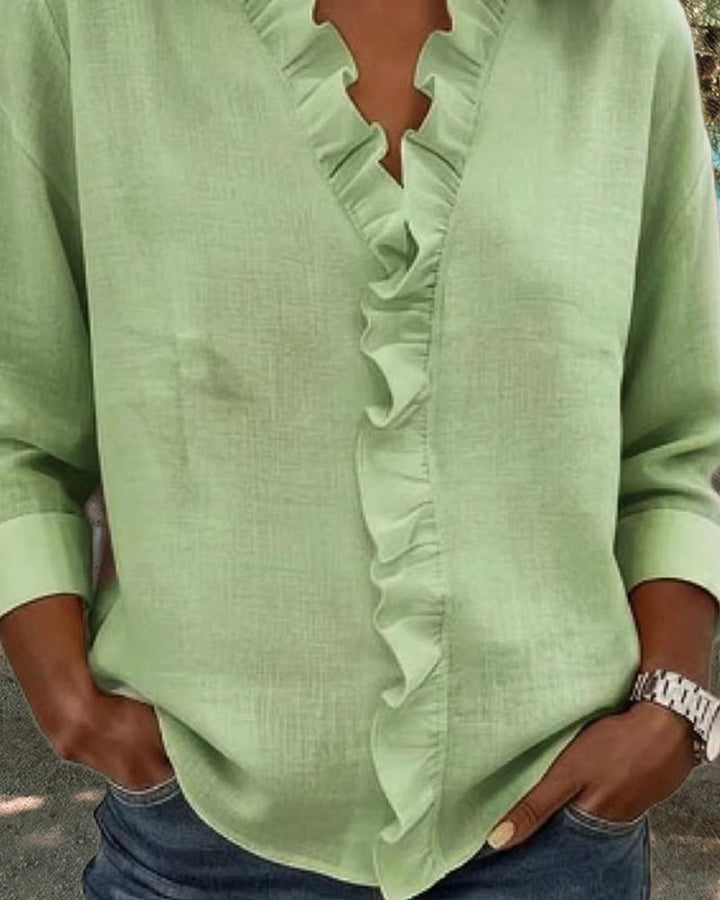Chiara™ | Blusa con escote en V y delicados volantes