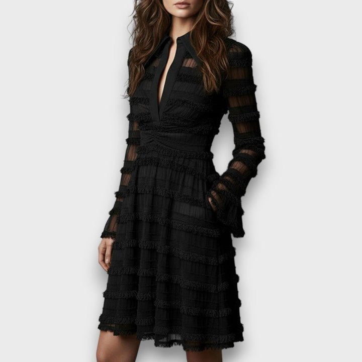 Parisa – Vestido midi con flecos transparentes